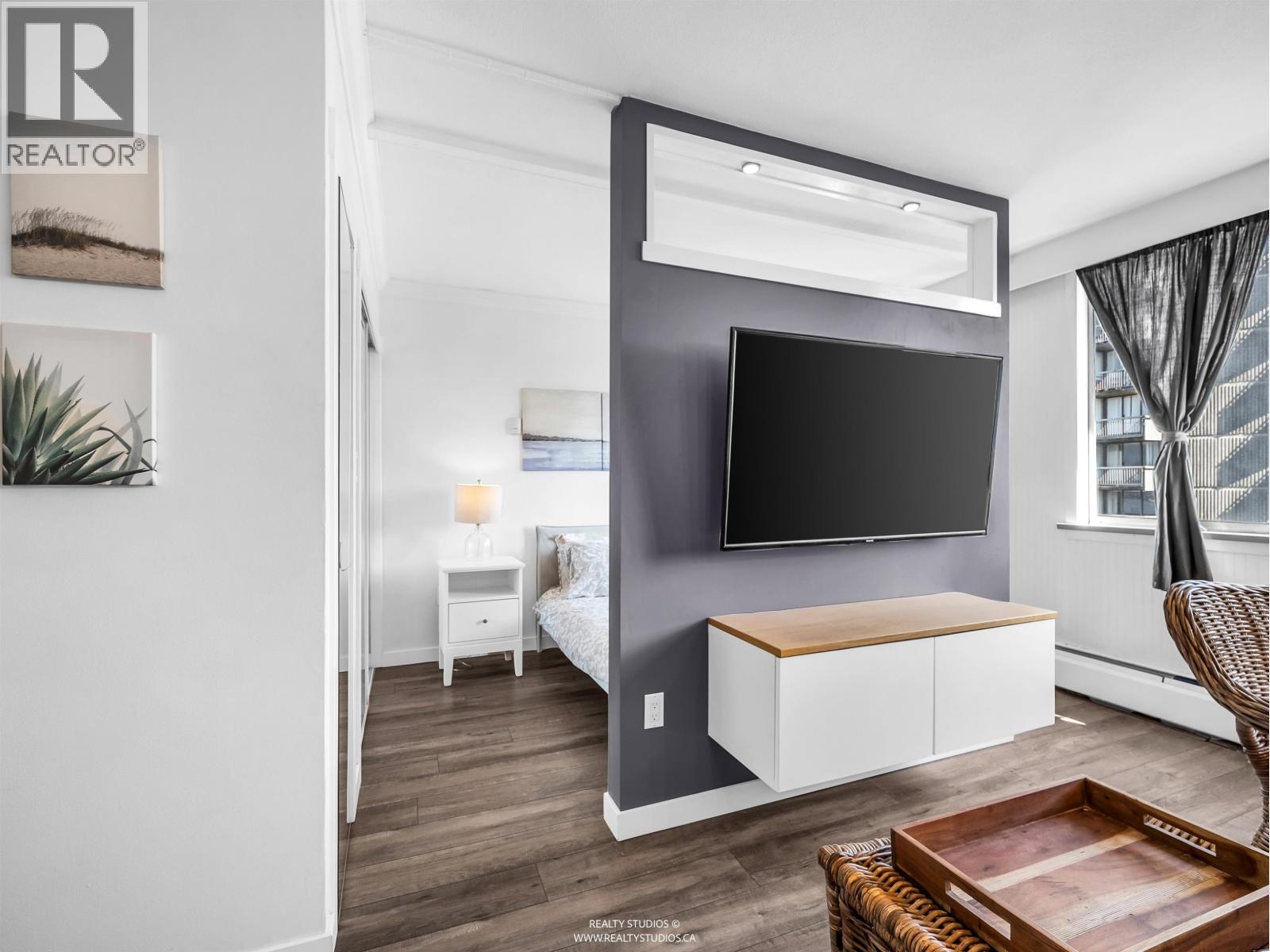1205 1250 Burnaby Street Property Photo 11