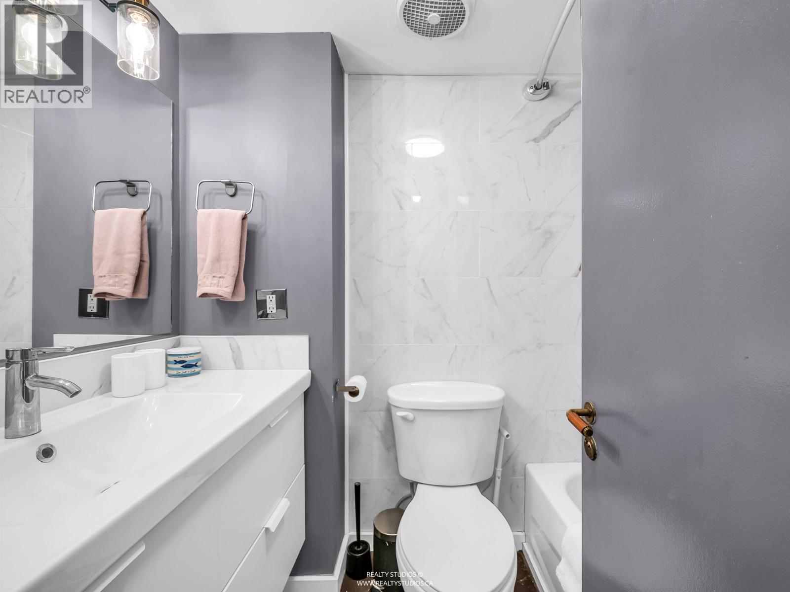 1205 1250 Burnaby Street Property Photo 18