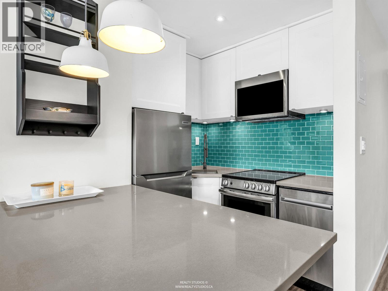 501 1250 Burnaby Street Property Photo 6