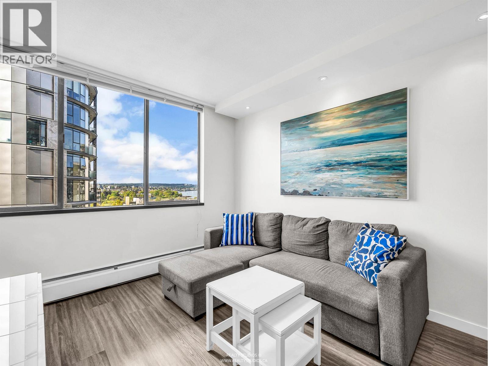 501 1250 Burnaby Street Property Photo 12
