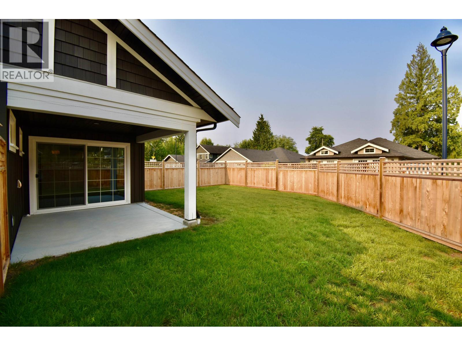 1051 Celia Crescent Property Photo 15