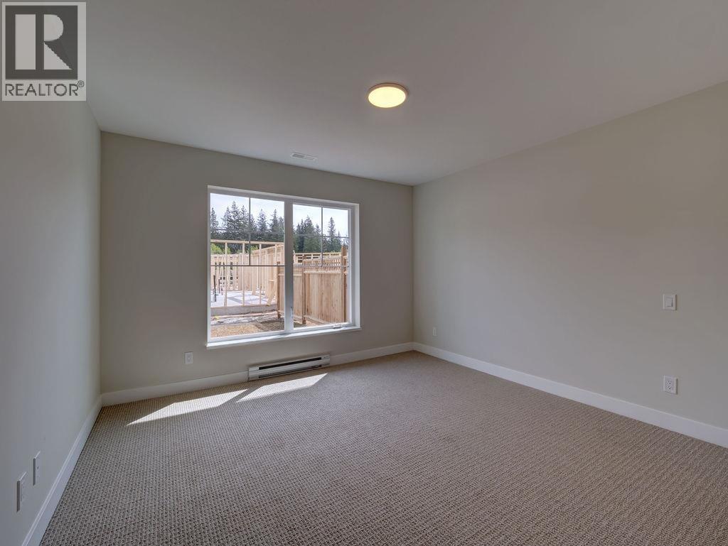 1051 Celia Crescent Property Photo 25