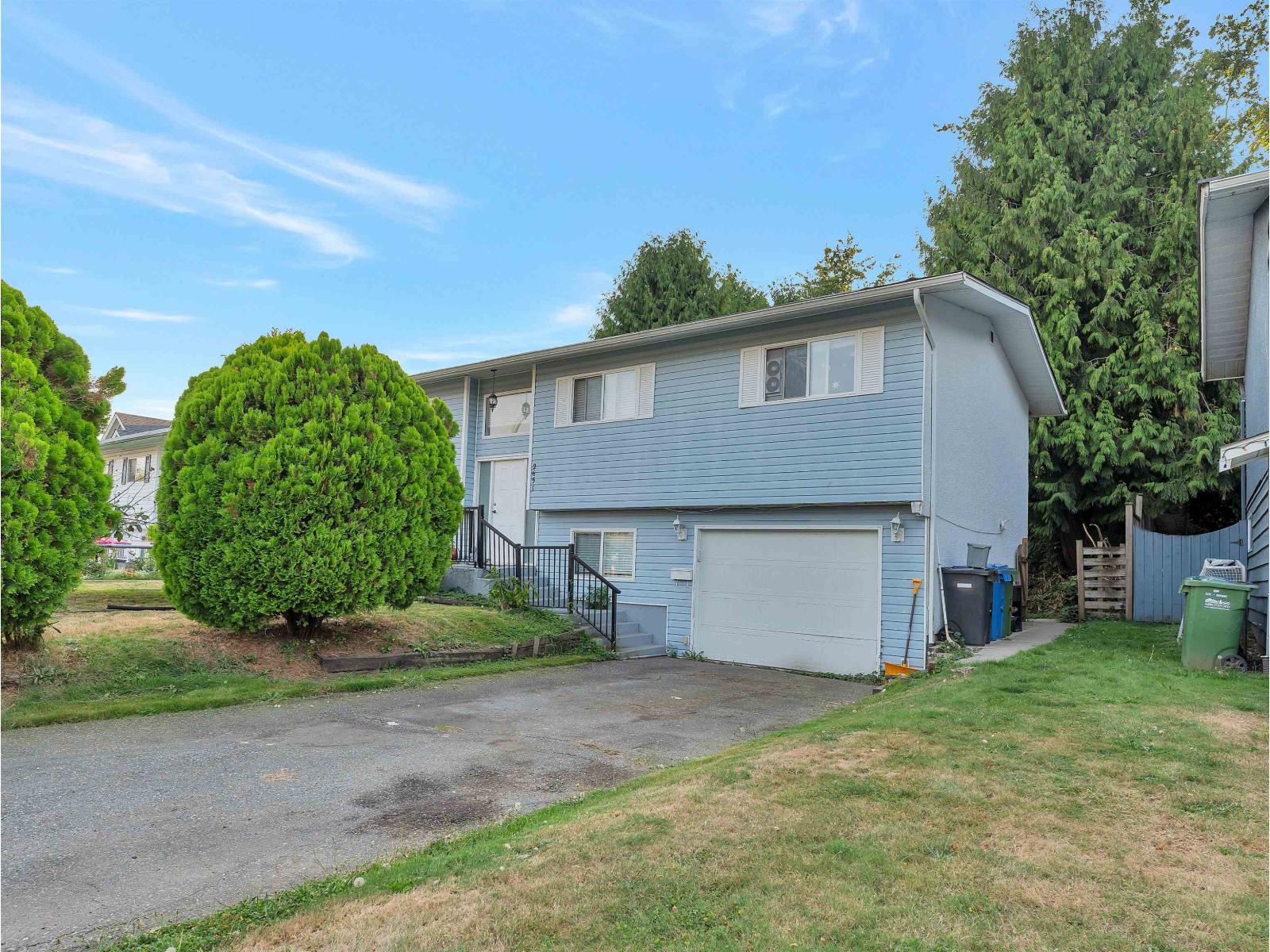 2651 Macbeth Crescent Property Photo 2