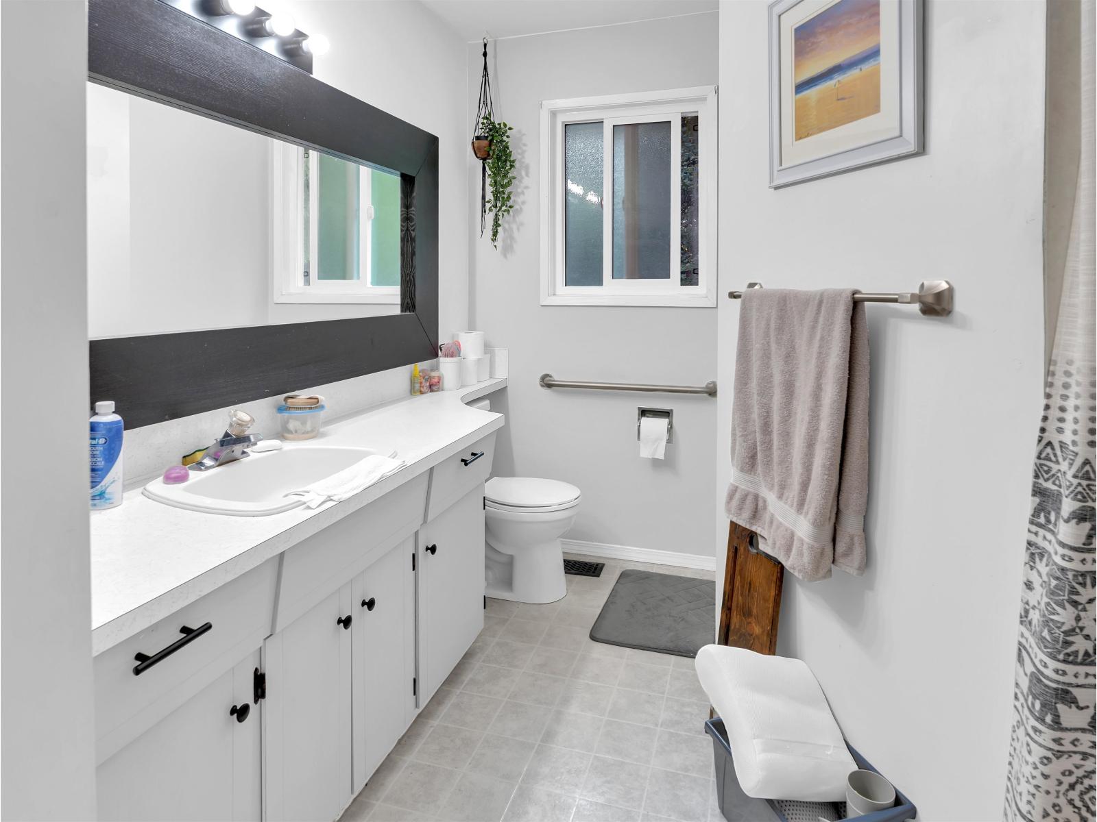 2651 Macbeth Crescent Property Photo 12