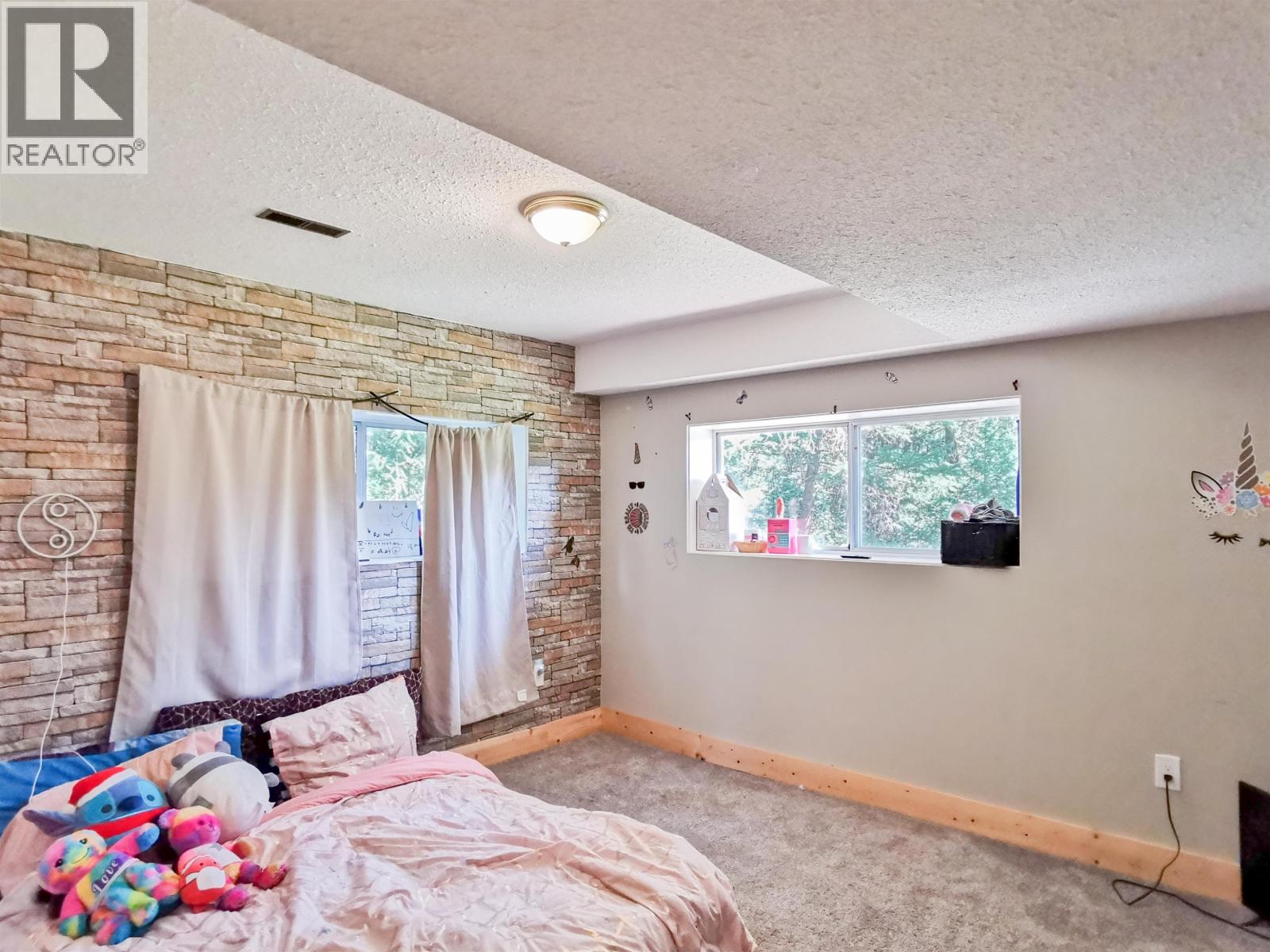 5612 Canim-hendrix Lake Road Property Photo 18