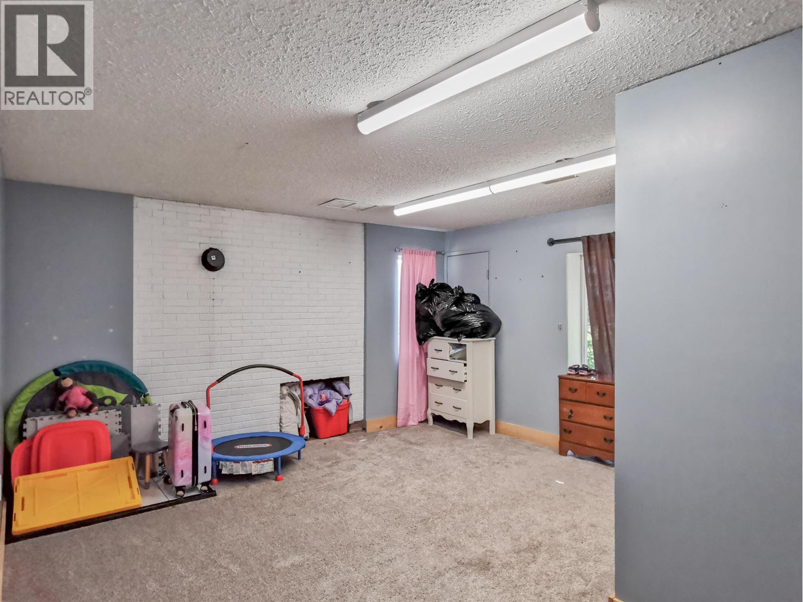 5612 Canim-hendrix Lake Road Property Photo 21