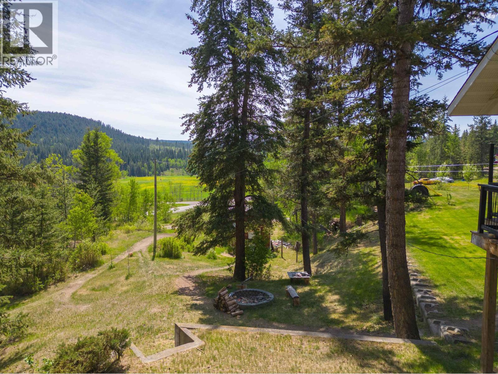5612 Canim-hendrix Lake Road Property Photo 28