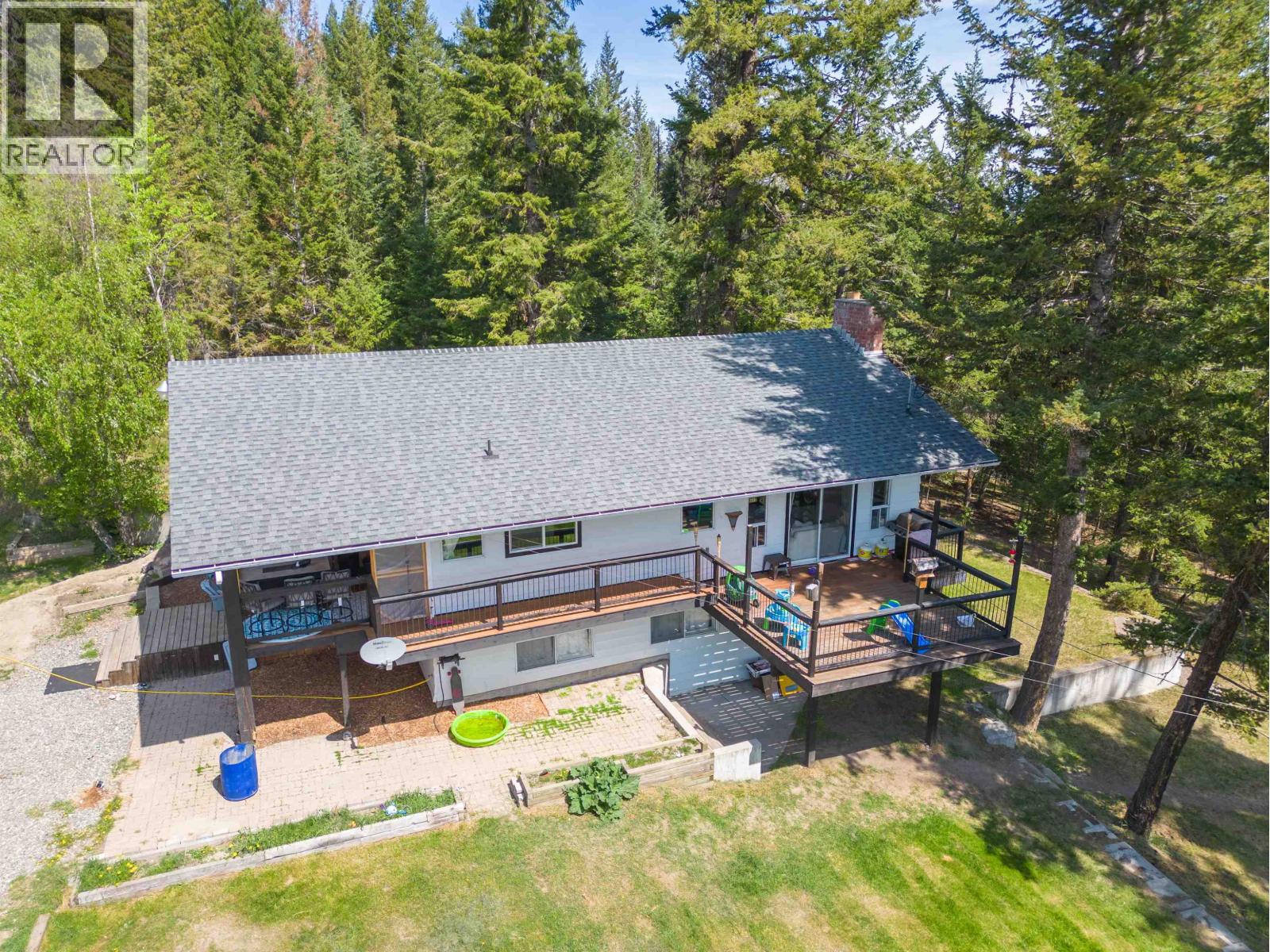 5612 Canim-hendrix Lake Road Property Photo 35