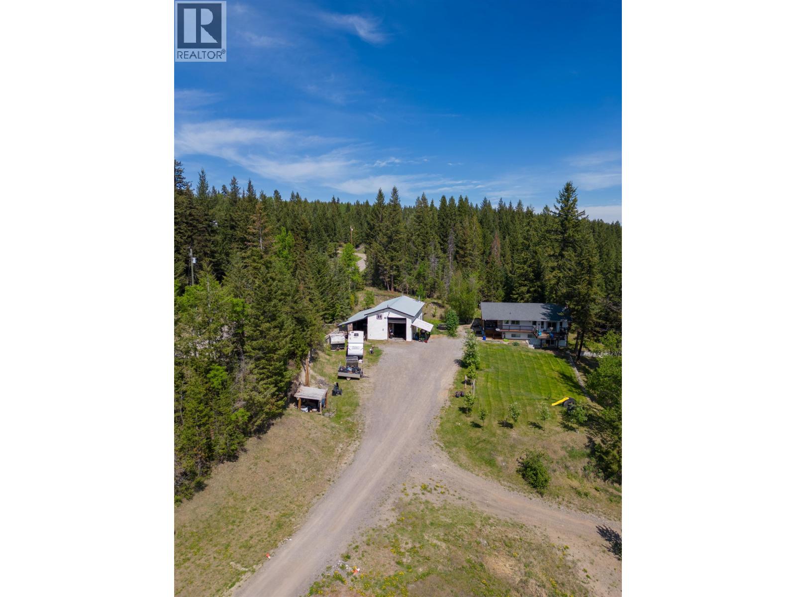 5612 Canim-hendrix Lake Road Property Photo 36