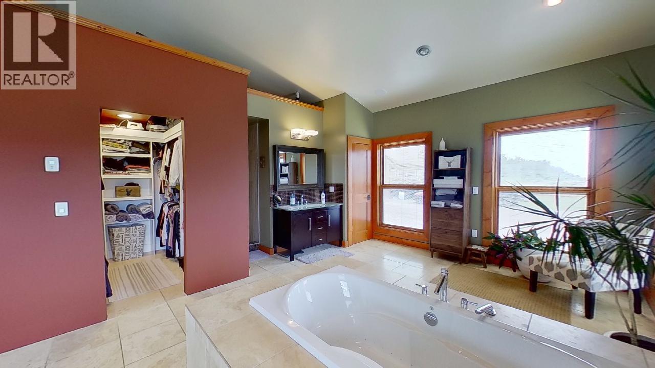 14154 Smith Road Property Photo 19