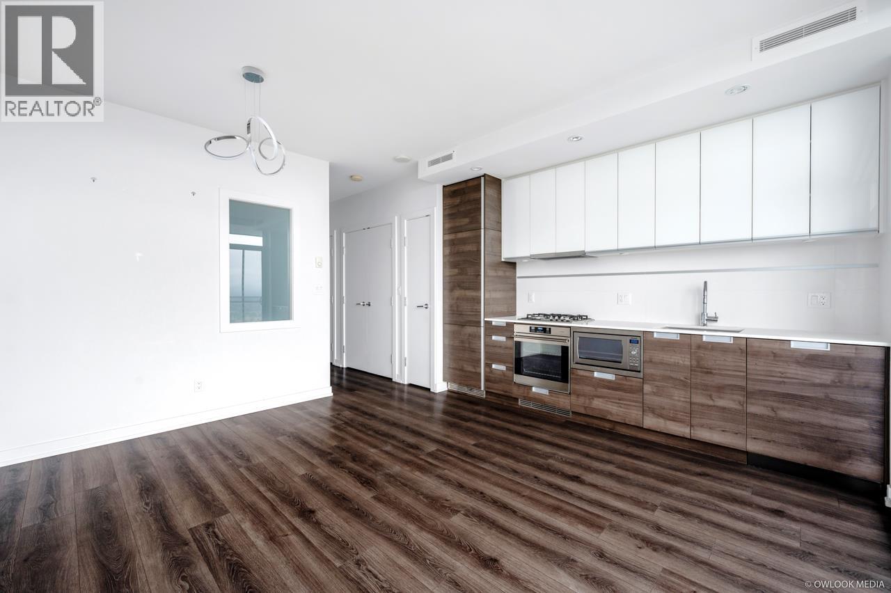 2906 4688 Kingsway Property Photo 11
