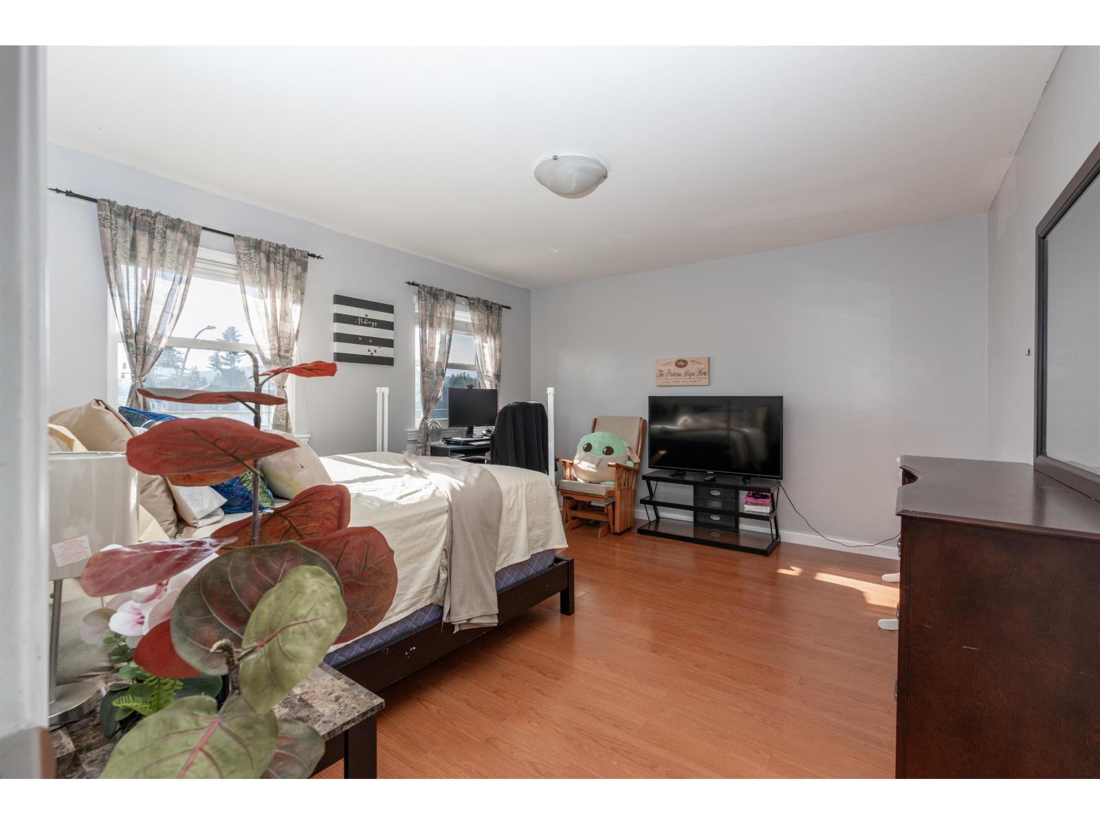 8364 Harris Street Property Photo 3
