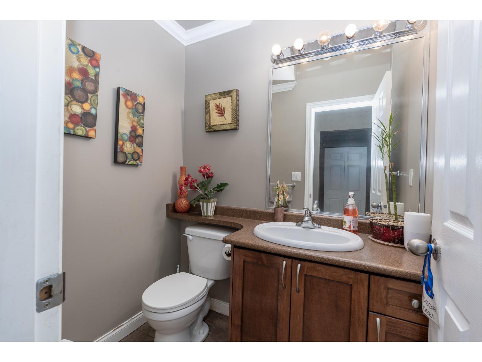 8364 Harris Street Property Photo 12