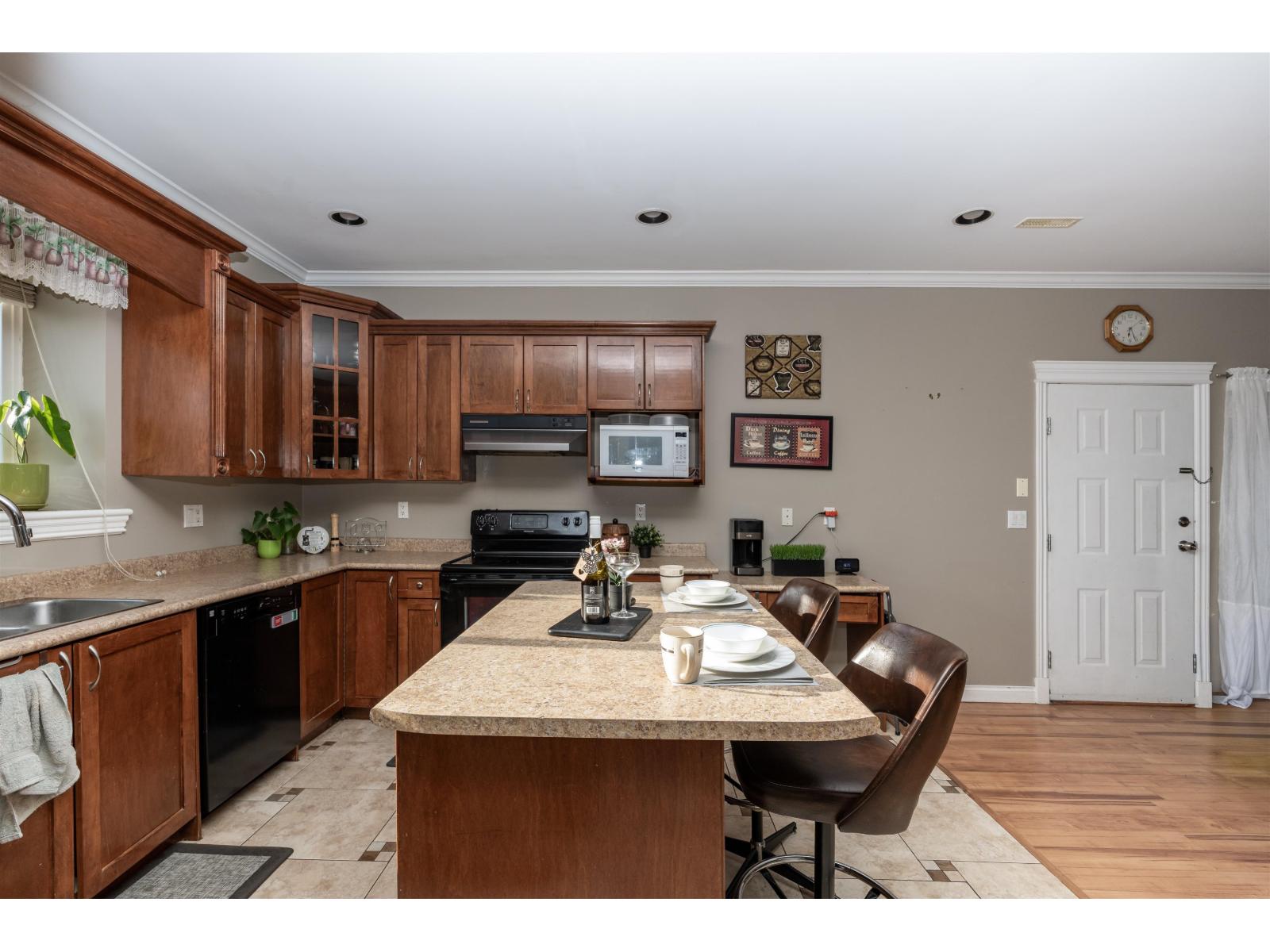 8364 Harris Street Property Photo 15