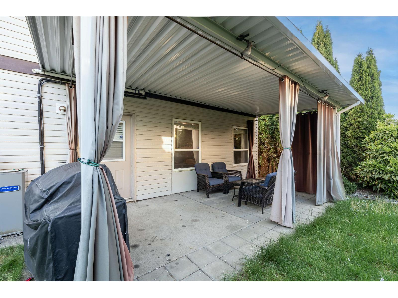 8364 Harris Street Property Photo 18