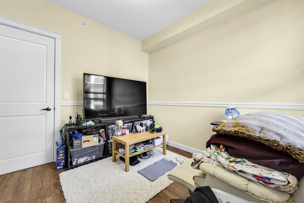 9 8567 204 Street Property Photo 17