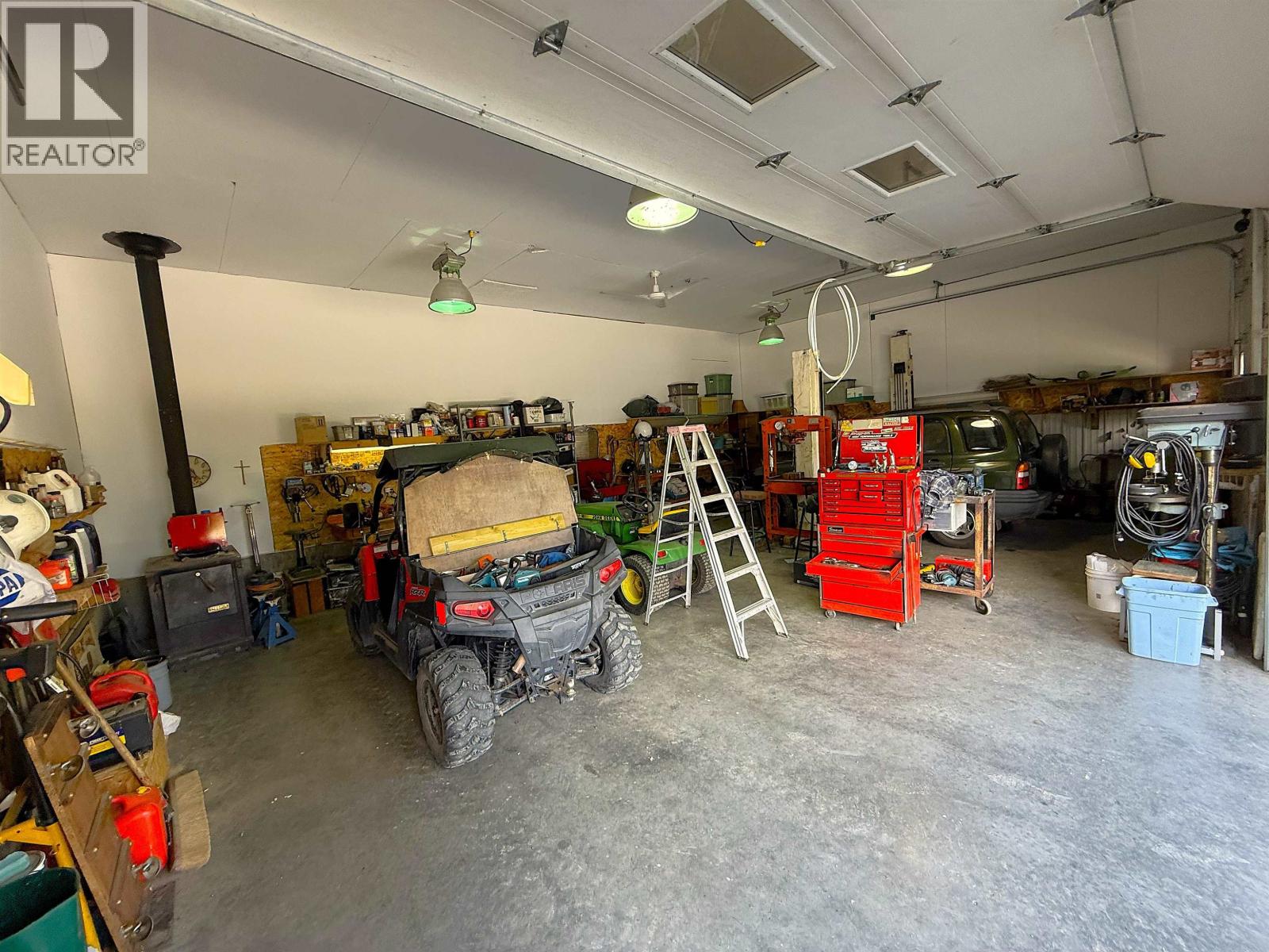 6513 Monette Road Property Photo 7