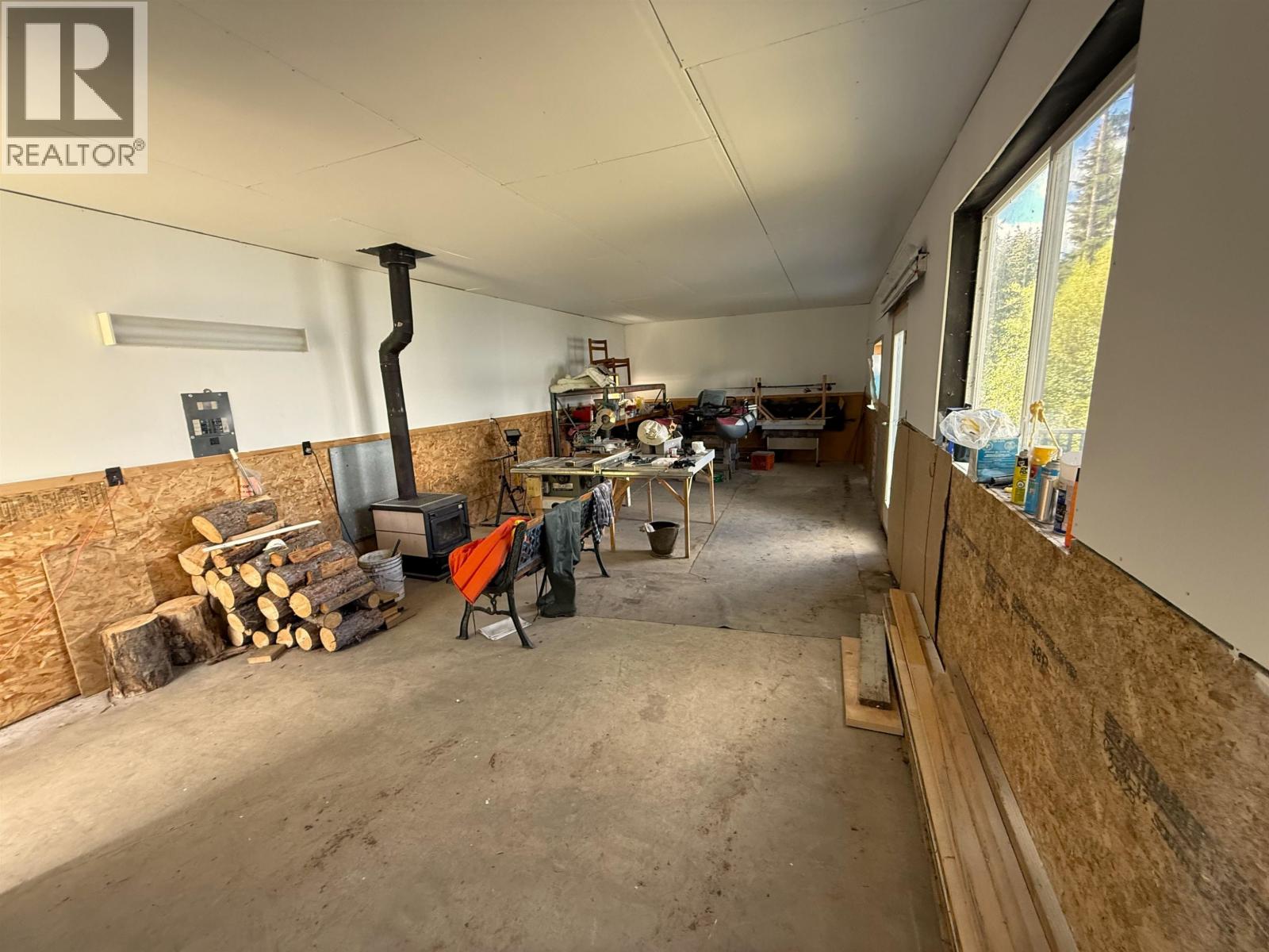 6513 Monette Road Property Photo 14