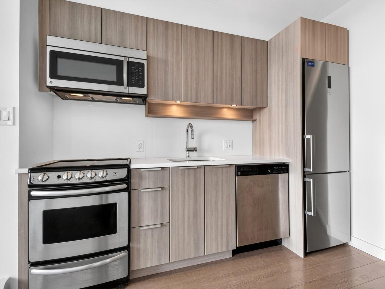 1907 13308 Central Avenue Property Photo 6