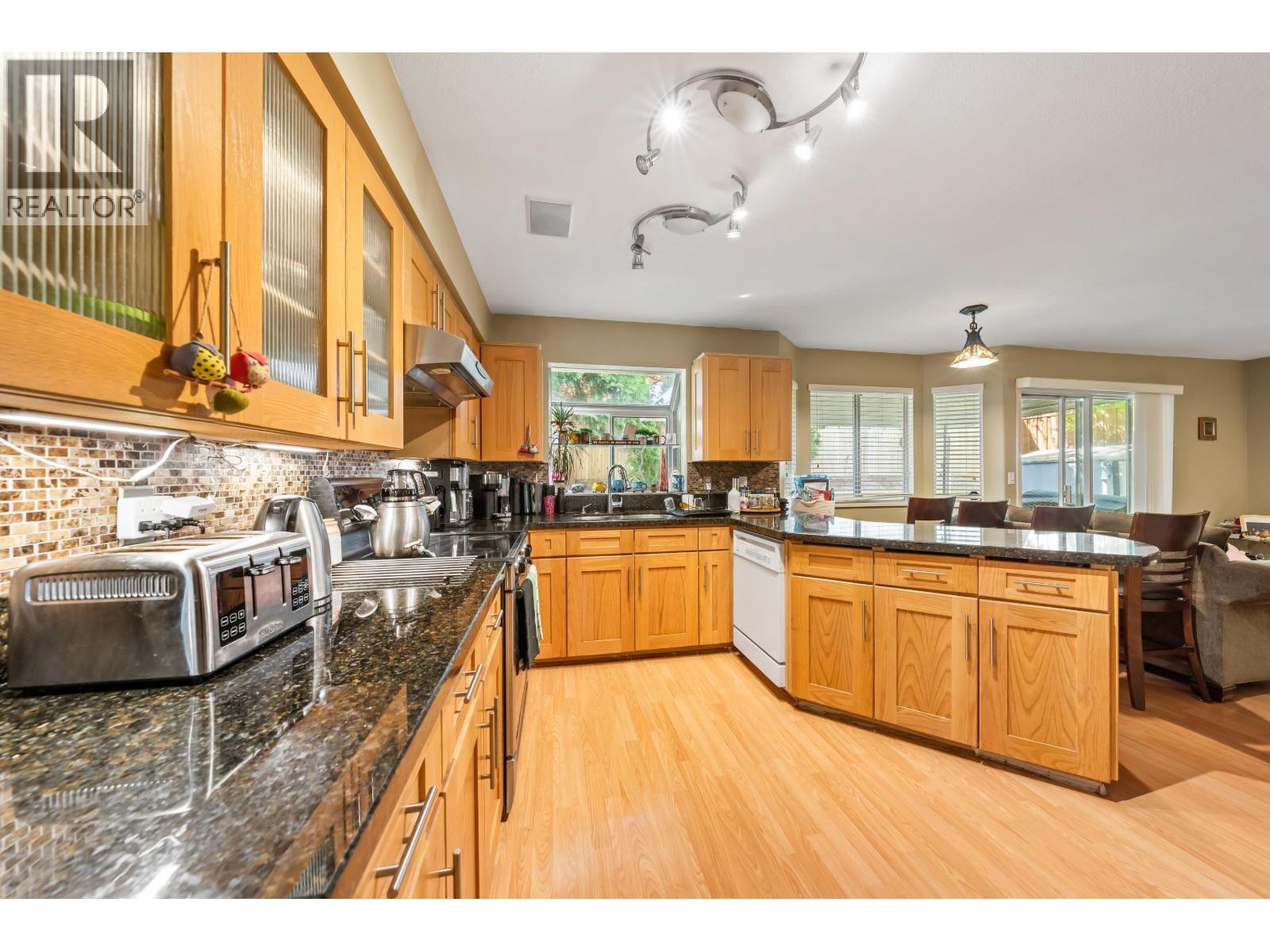 1410 Mountainview Court Property Photo 11
