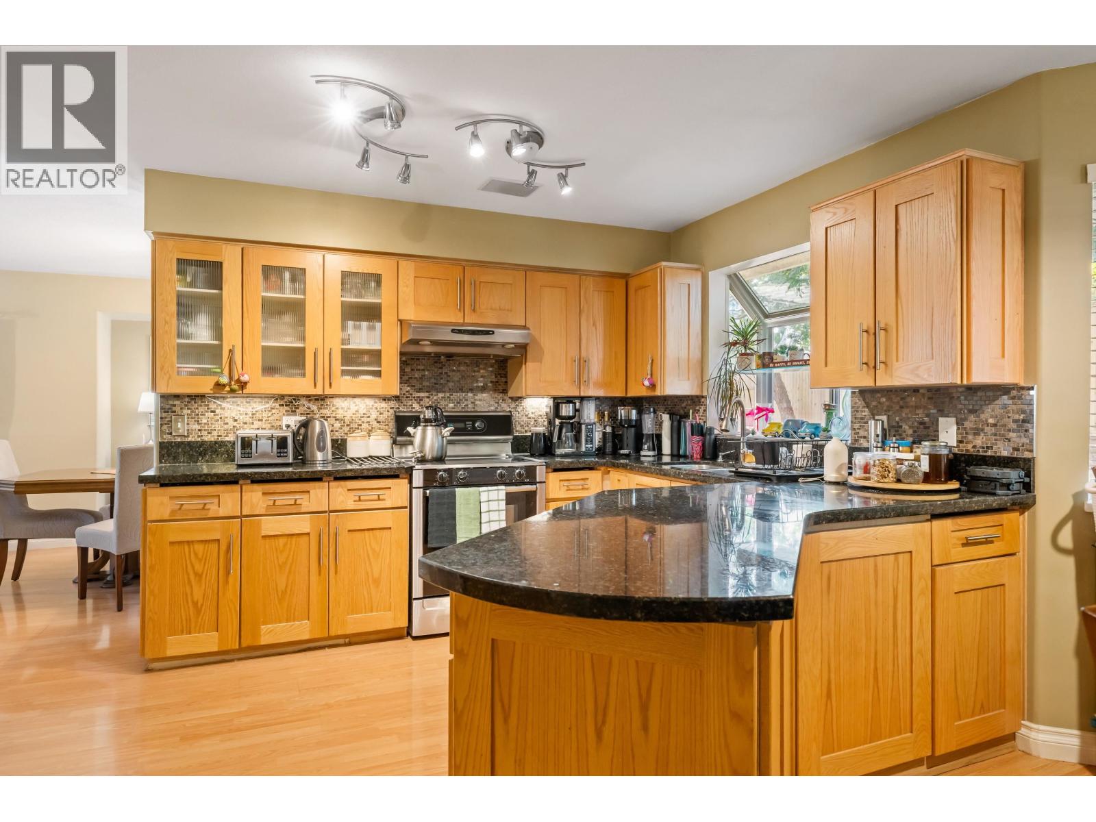 1410 Mountainview Court Property Photo 12