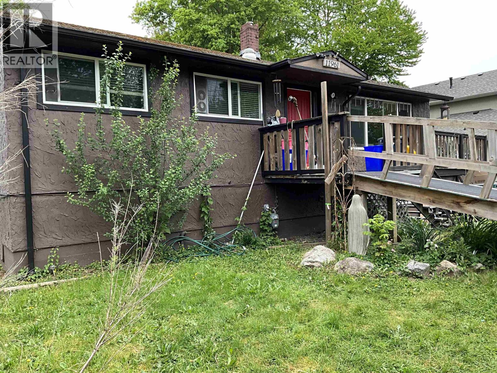 11961 248 Street Property Photo 3