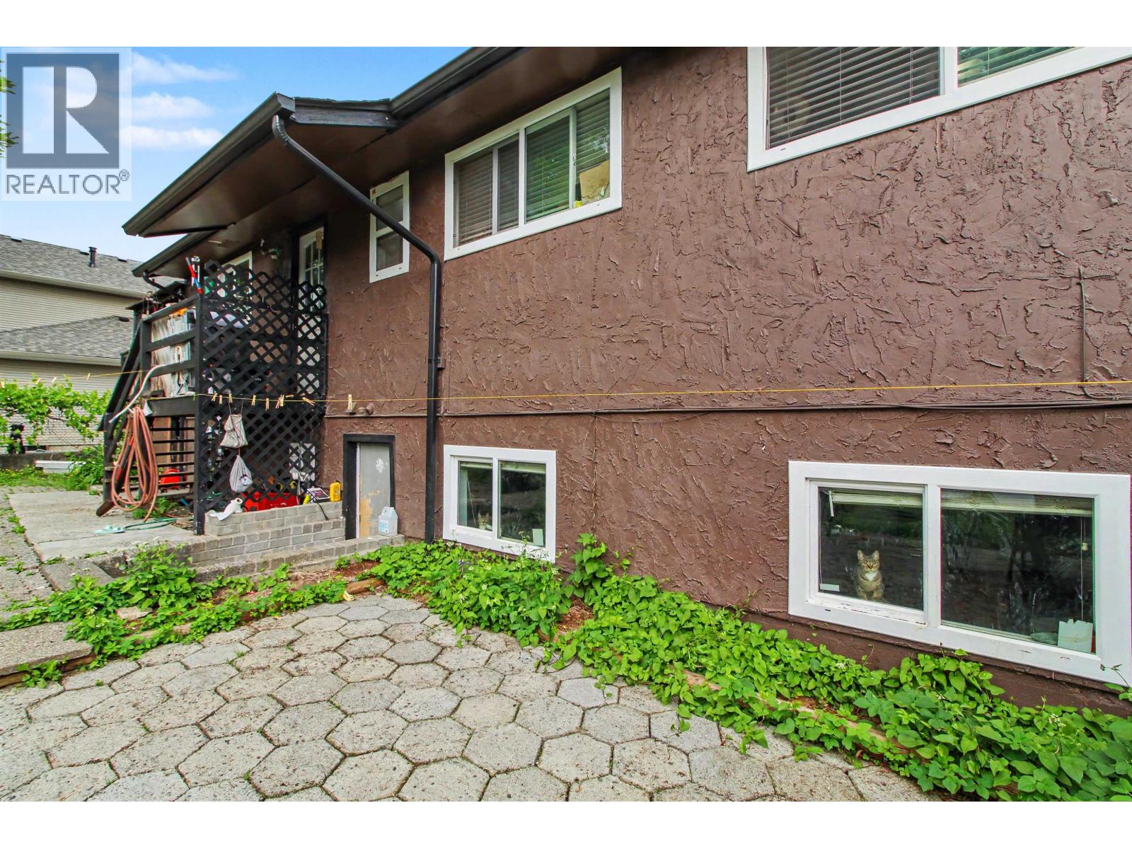 11961 248 Street Property Photo 8