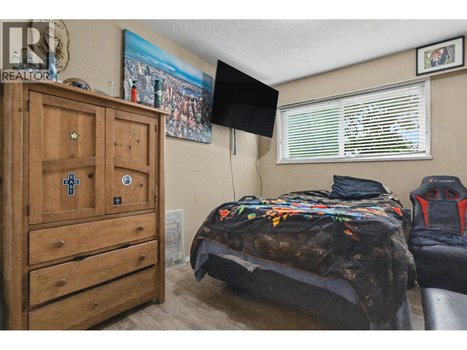11961 248 Street Property Photo 26