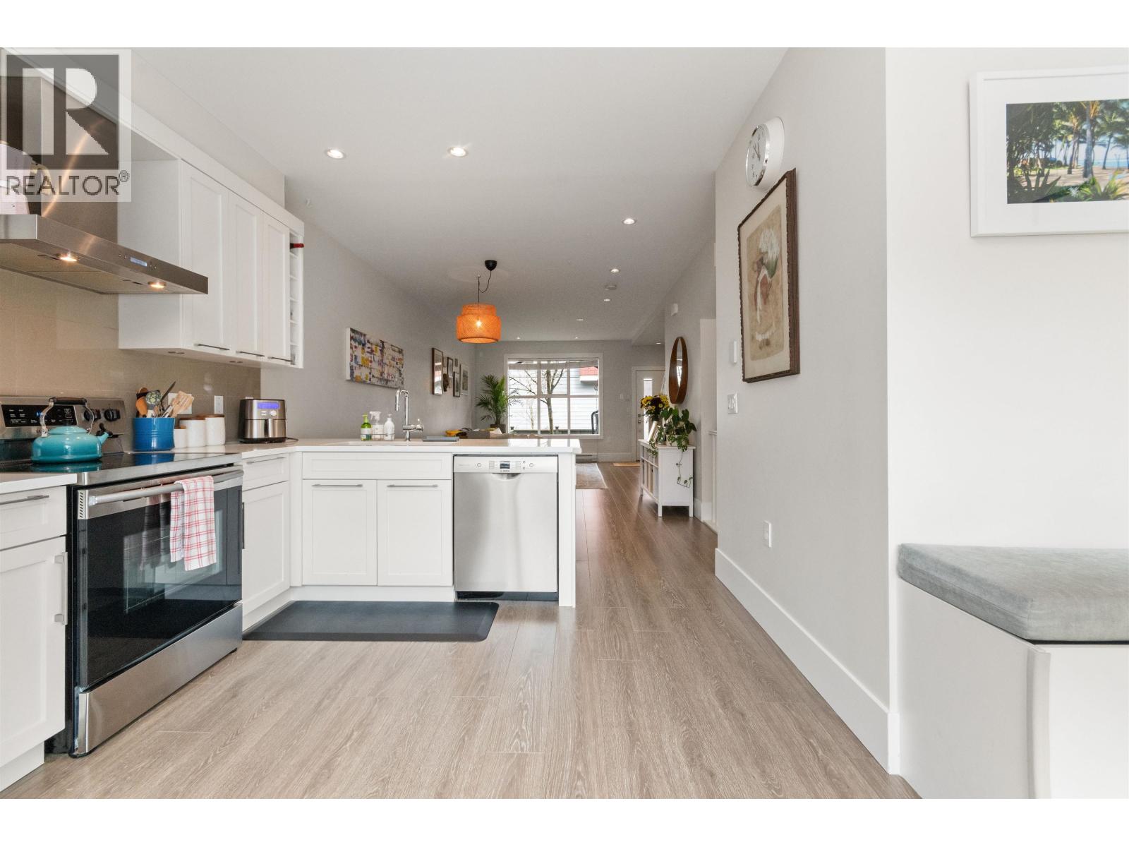 40 13260 236 Street Property Photo 10
