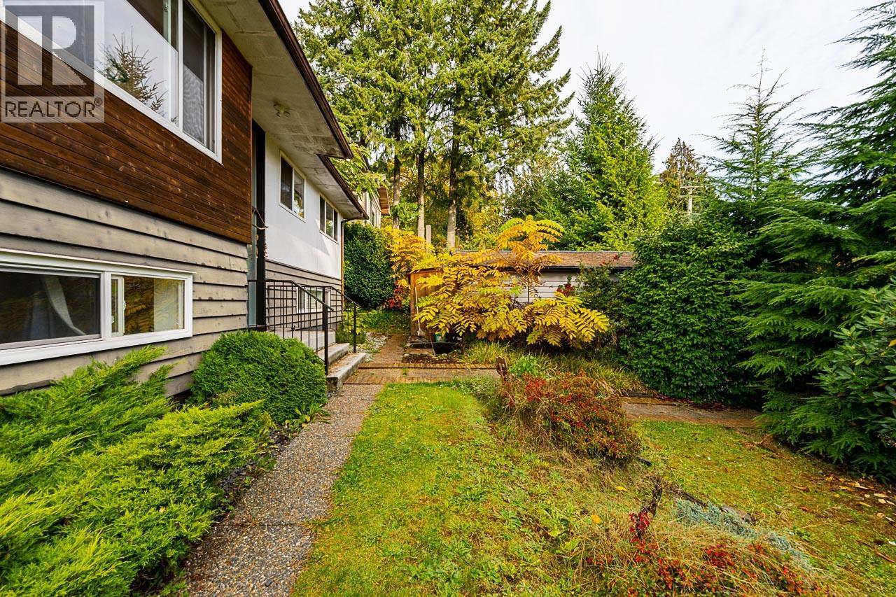 4377 Mountain Highway Property Photo 3