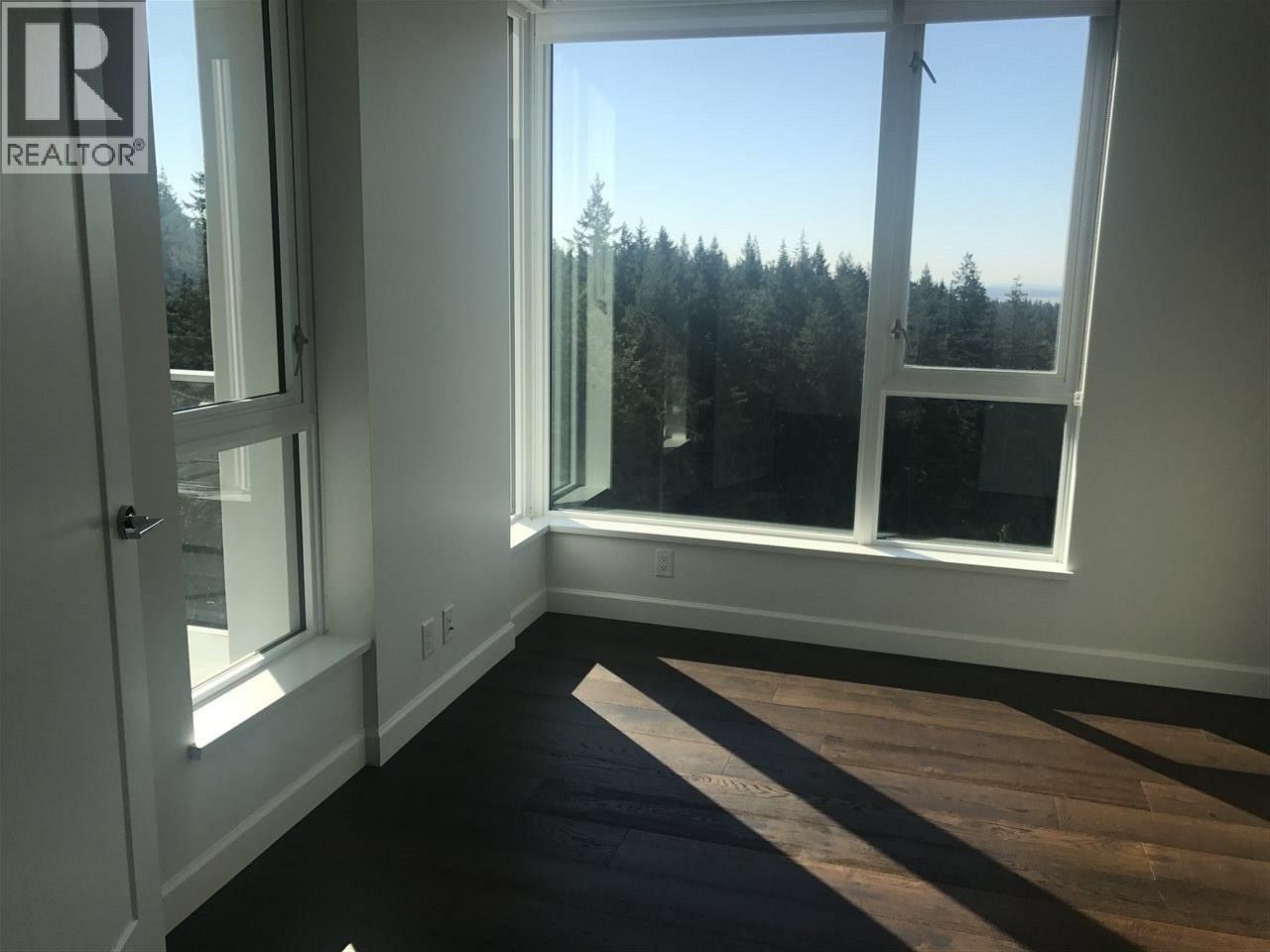 1907 3355 Binning Road Property Photo 13