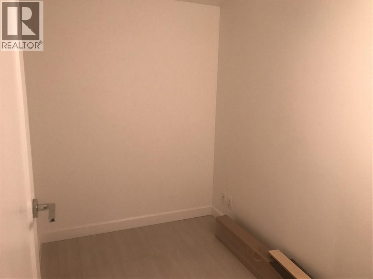 1907 3355 Binning Road Property Photo 17