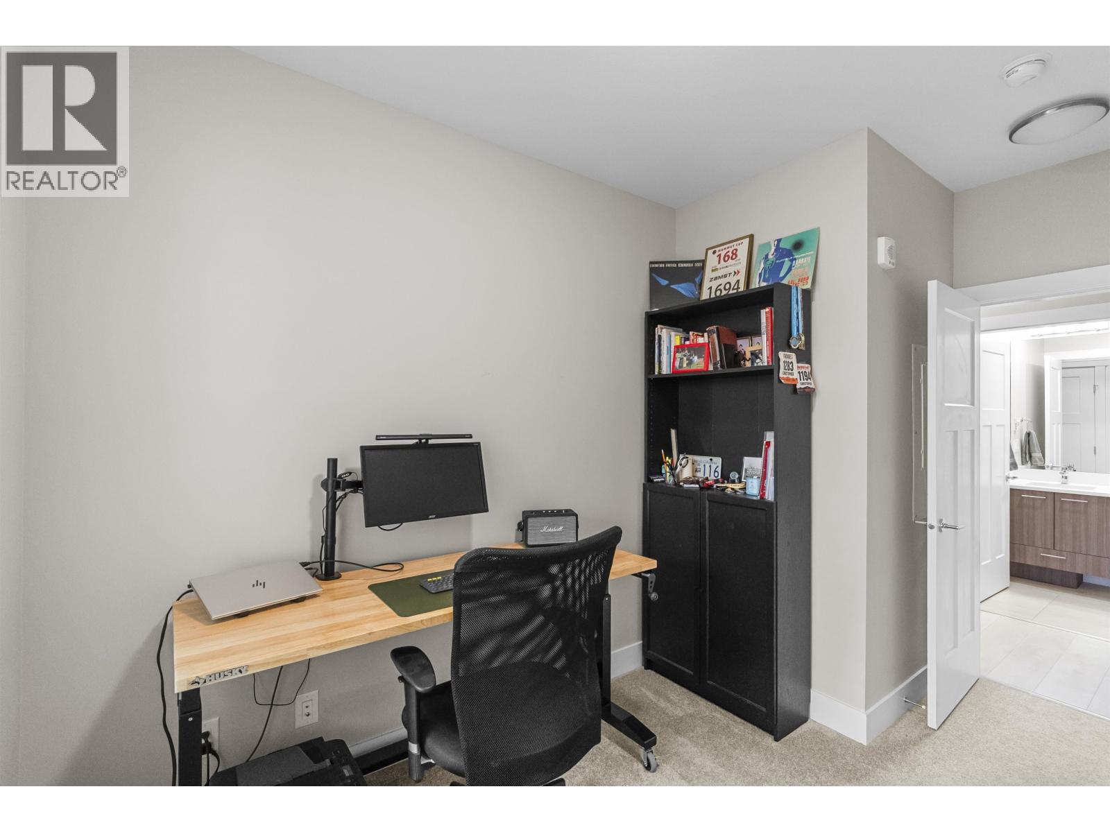 213 4690 Hawk Lane Property Photo 12