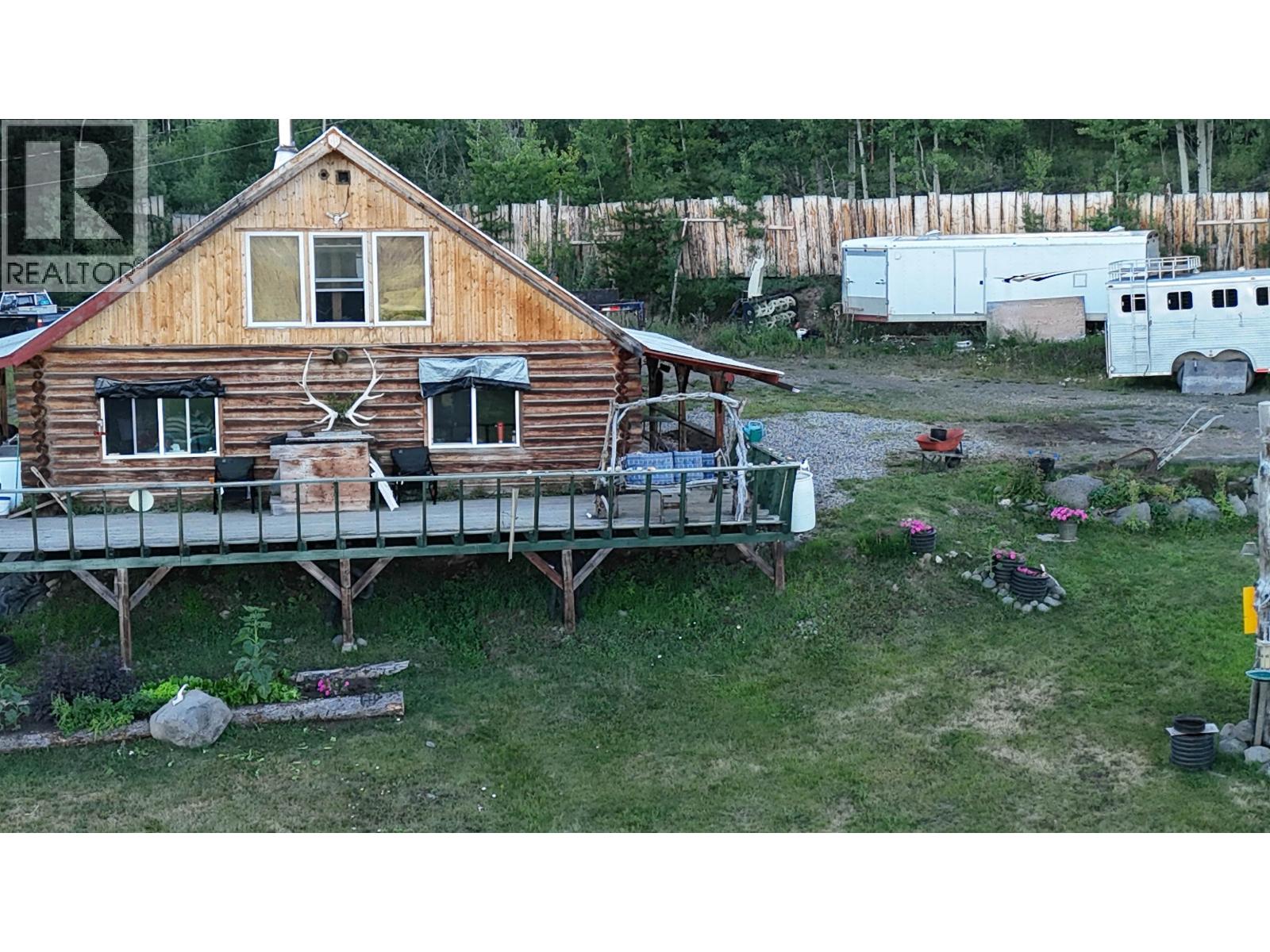 10260 Nazko Road Property Photo 3