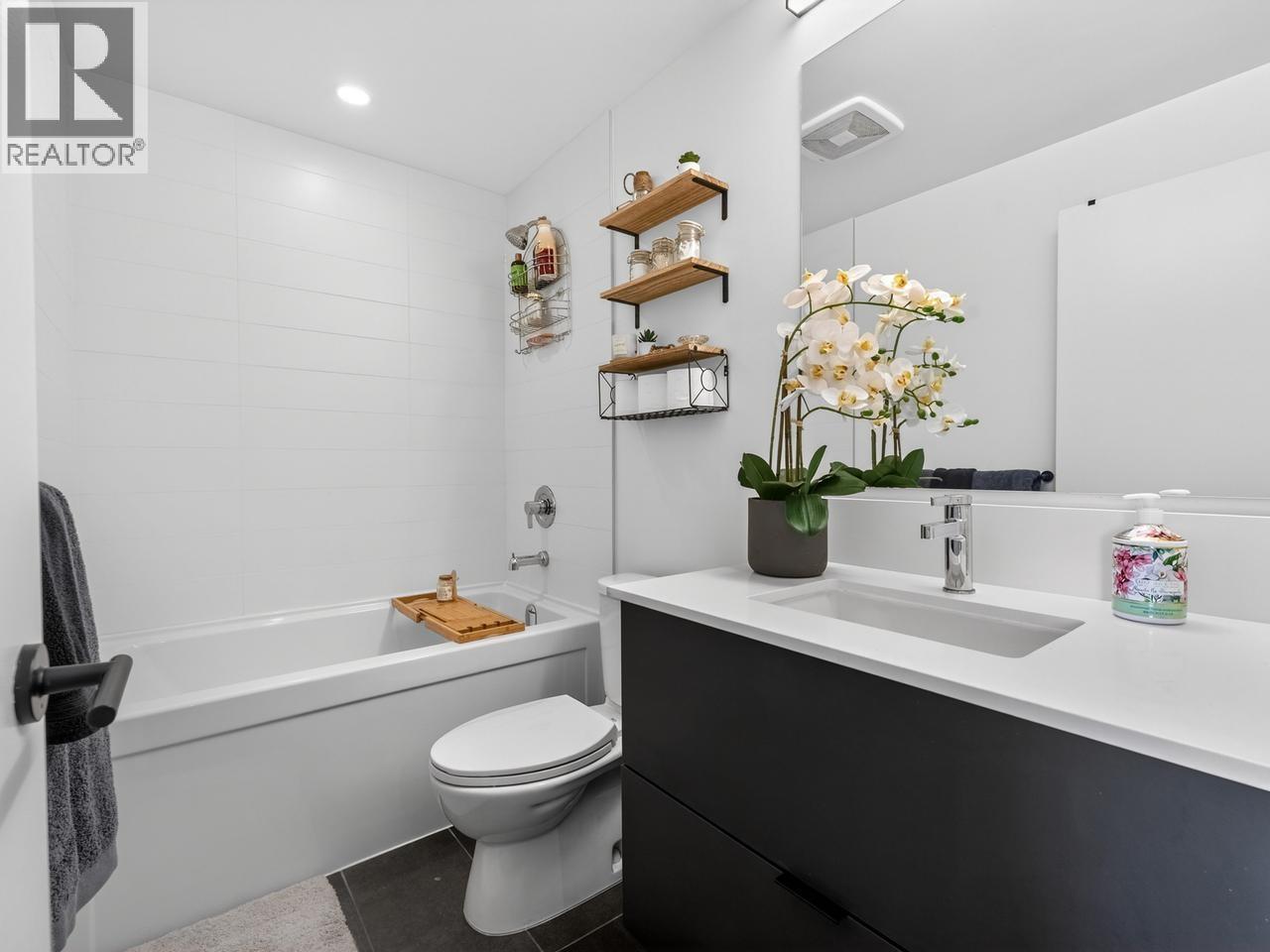 606 3229 St Johns Street Property Photo 17