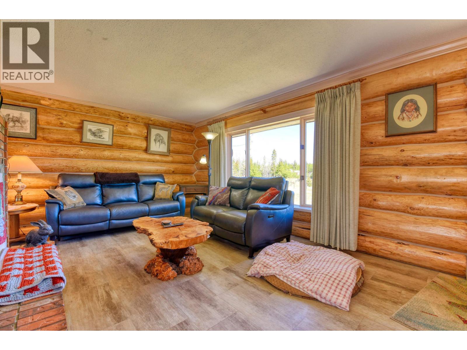 3574 Spokin Lake Road Property Photo 3