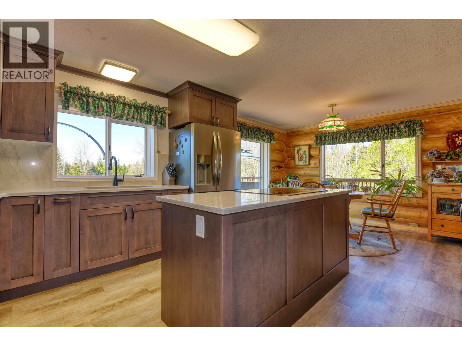 3574 Spokin Lake Road Property Photo 7