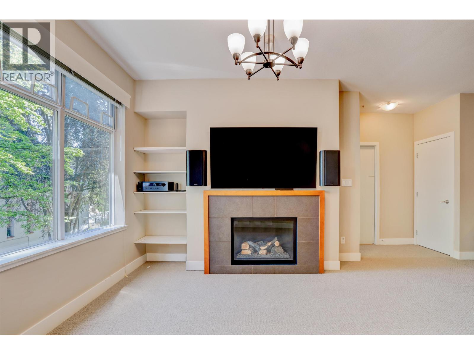 207 5955 Iona Drive Property Photo 3