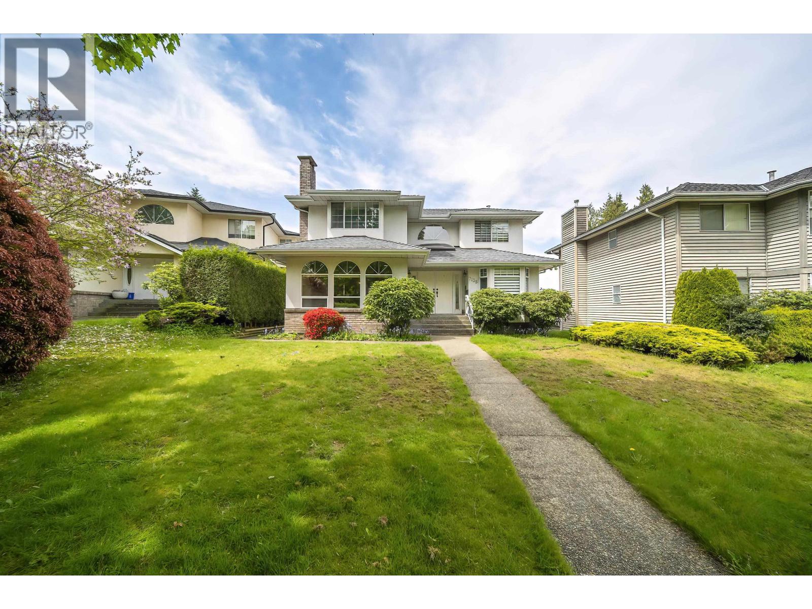 7135 4th Street Property Photo 2