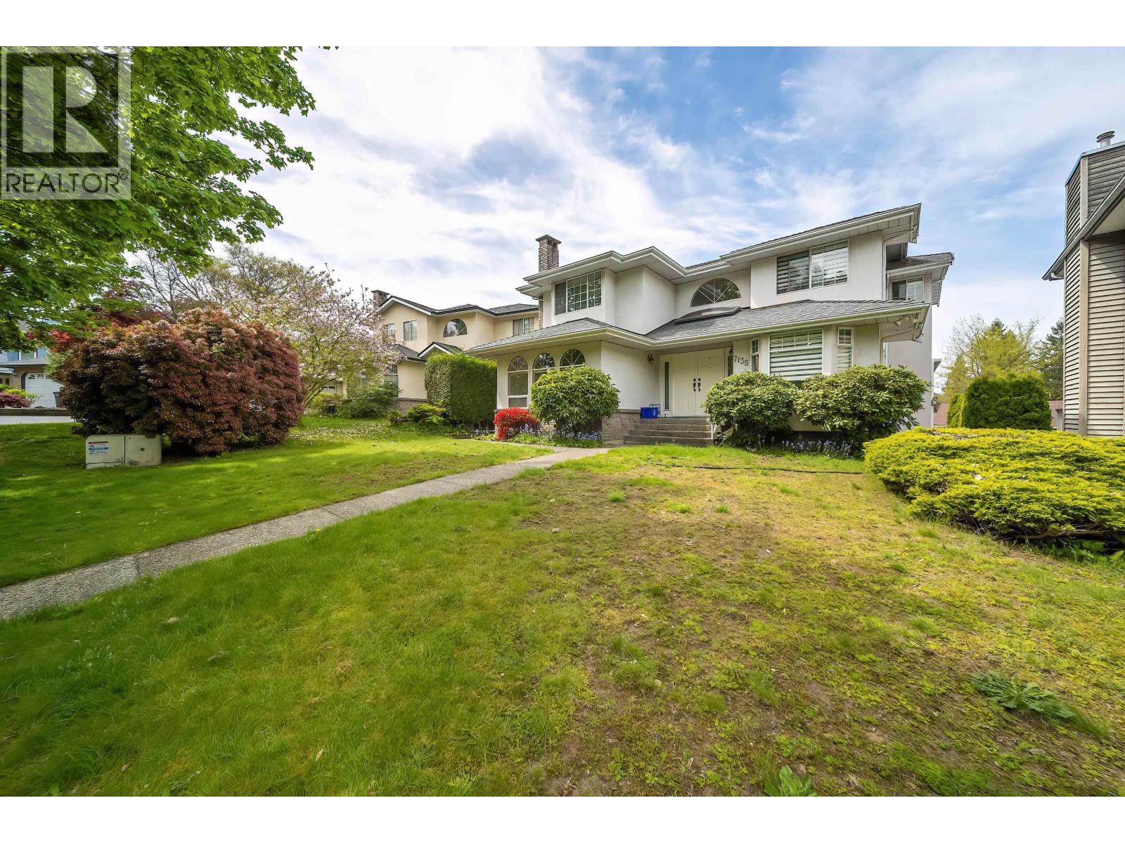 7135 4th Street Property Photo 4