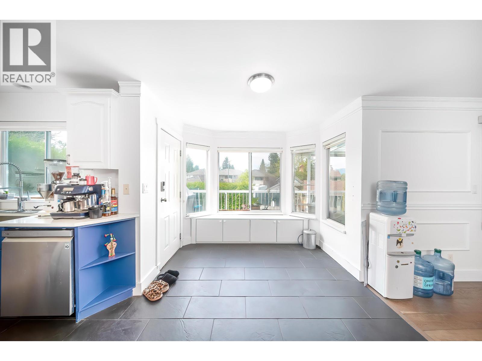 7135 4th Street Property Photo 13