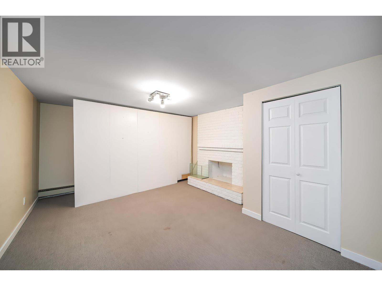 7135 4th Street Property Photo 31