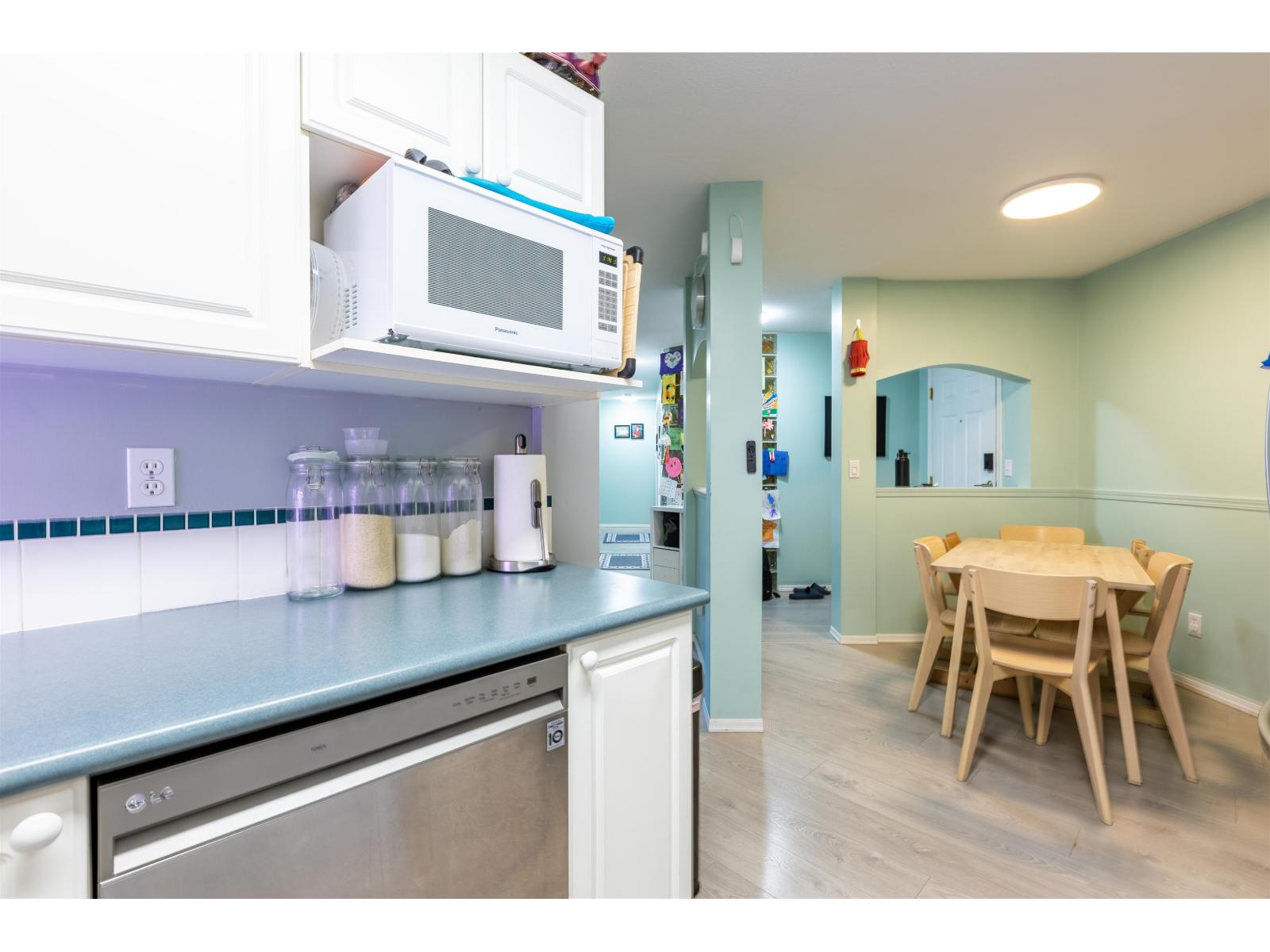 114 2750 Fairlane Street Property Photo 17