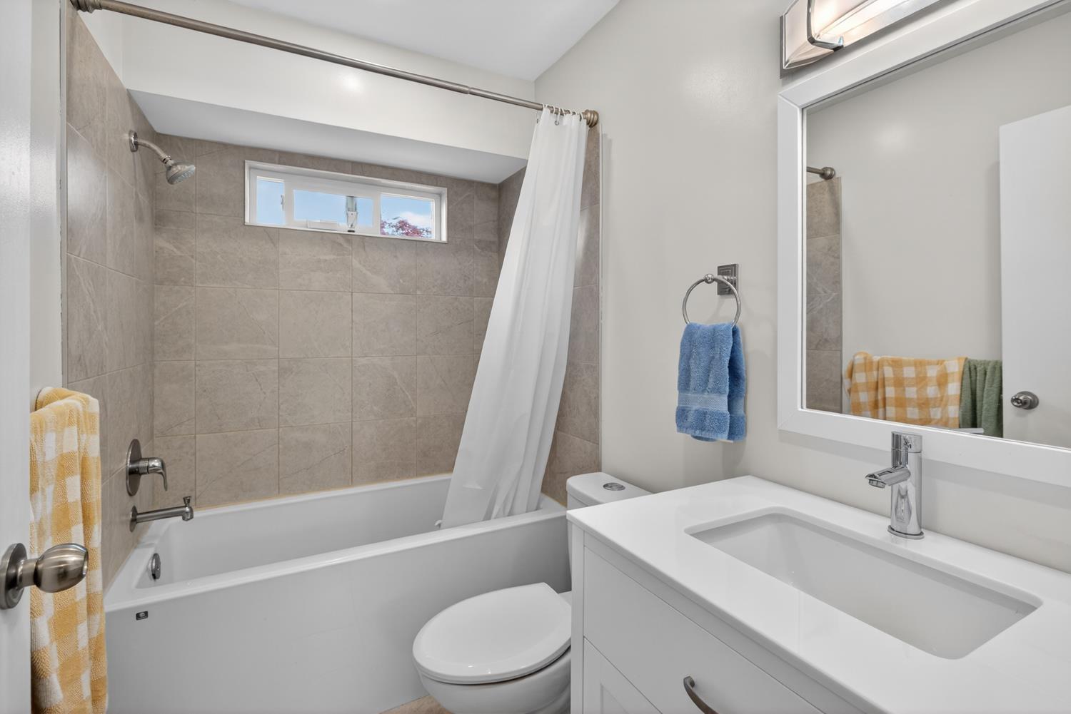 7159 York Crescent Property Photo 35