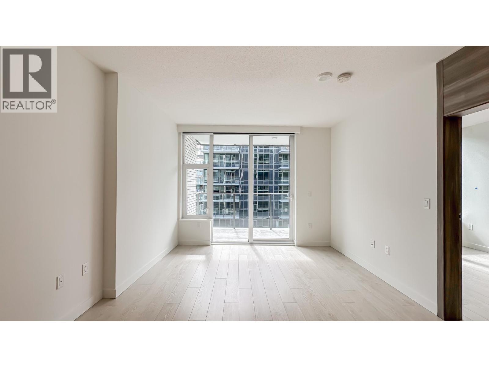 489 8671 Hazelbridge Way Property Photo 10