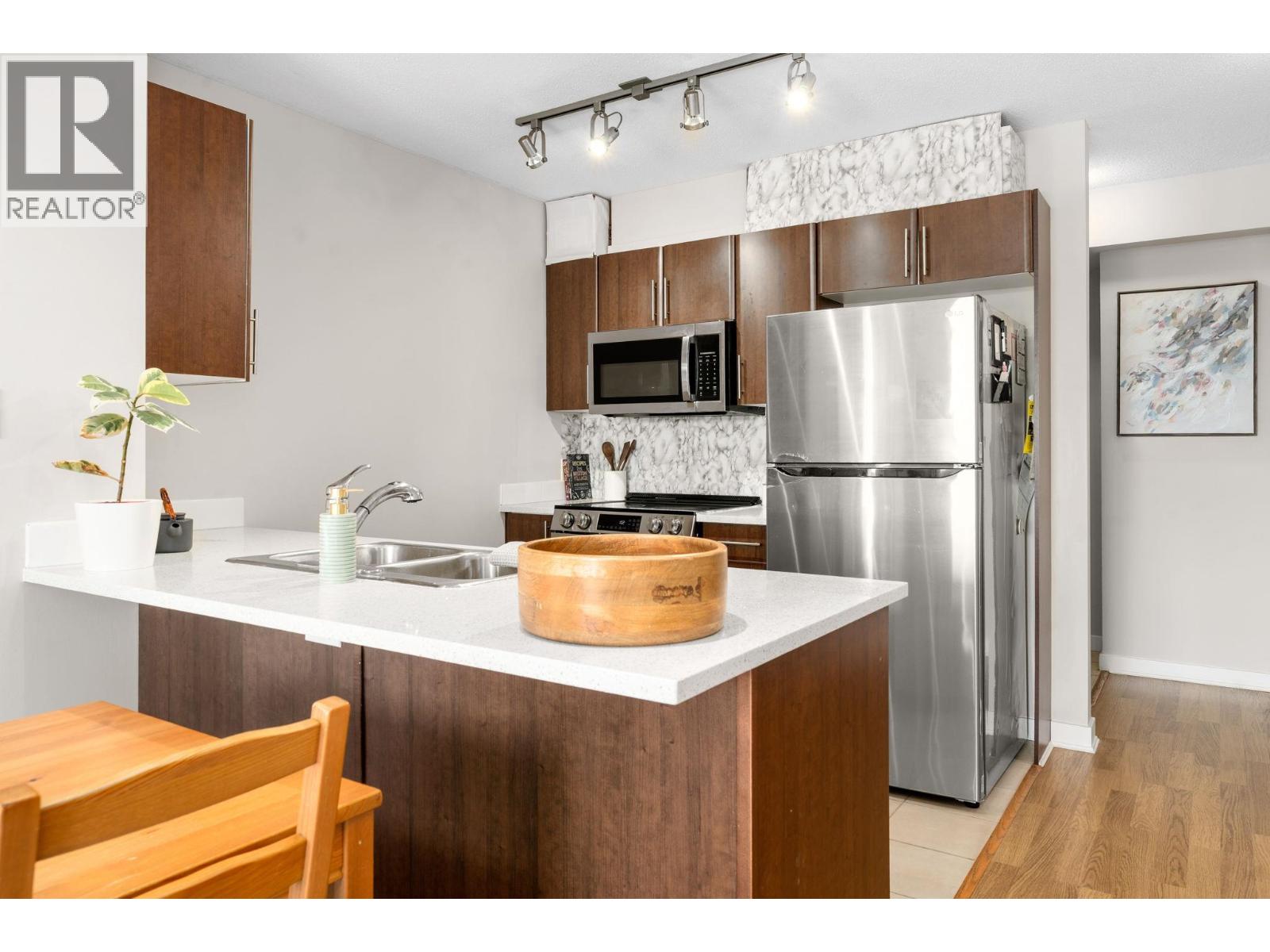 2506 1178 Heffley Crescent Property Photo 2