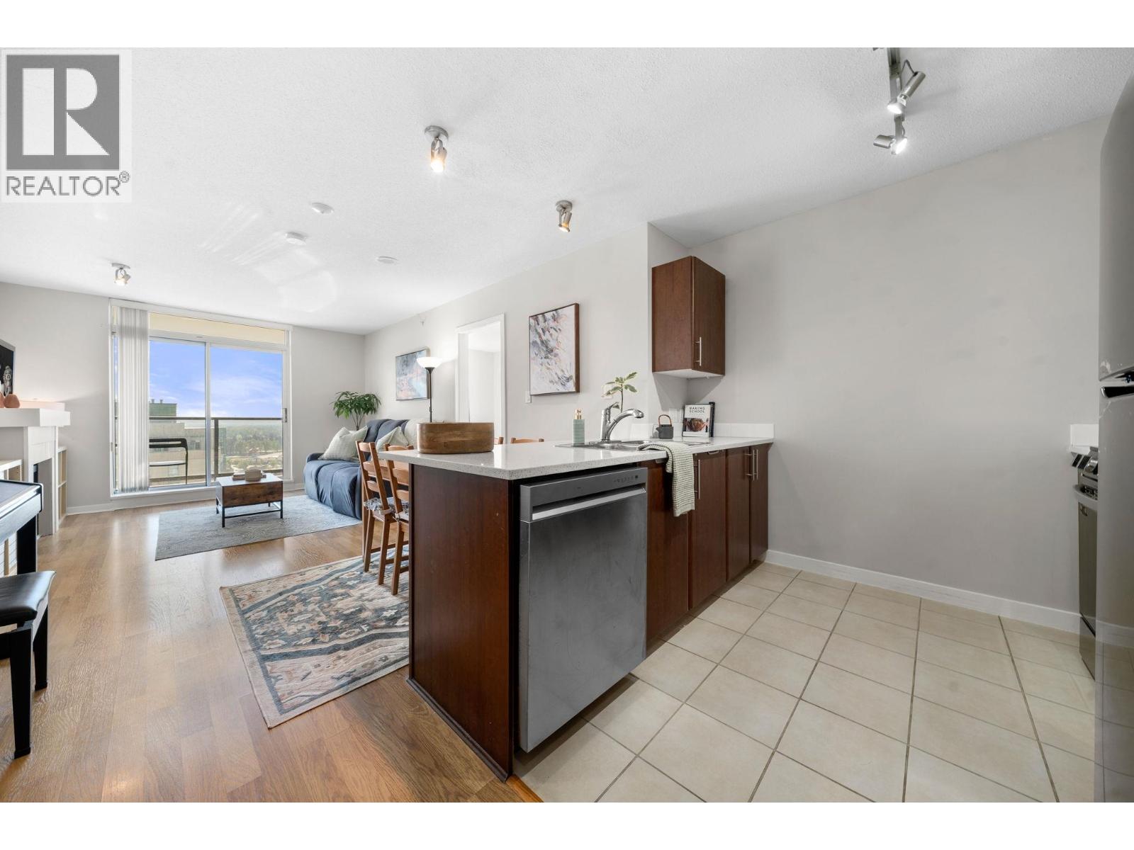 2506 1178 Heffley Crescent Property Photo 3