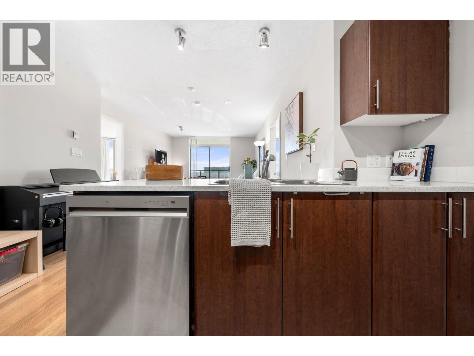 2506 1178 Heffley Crescent Property Photo 7