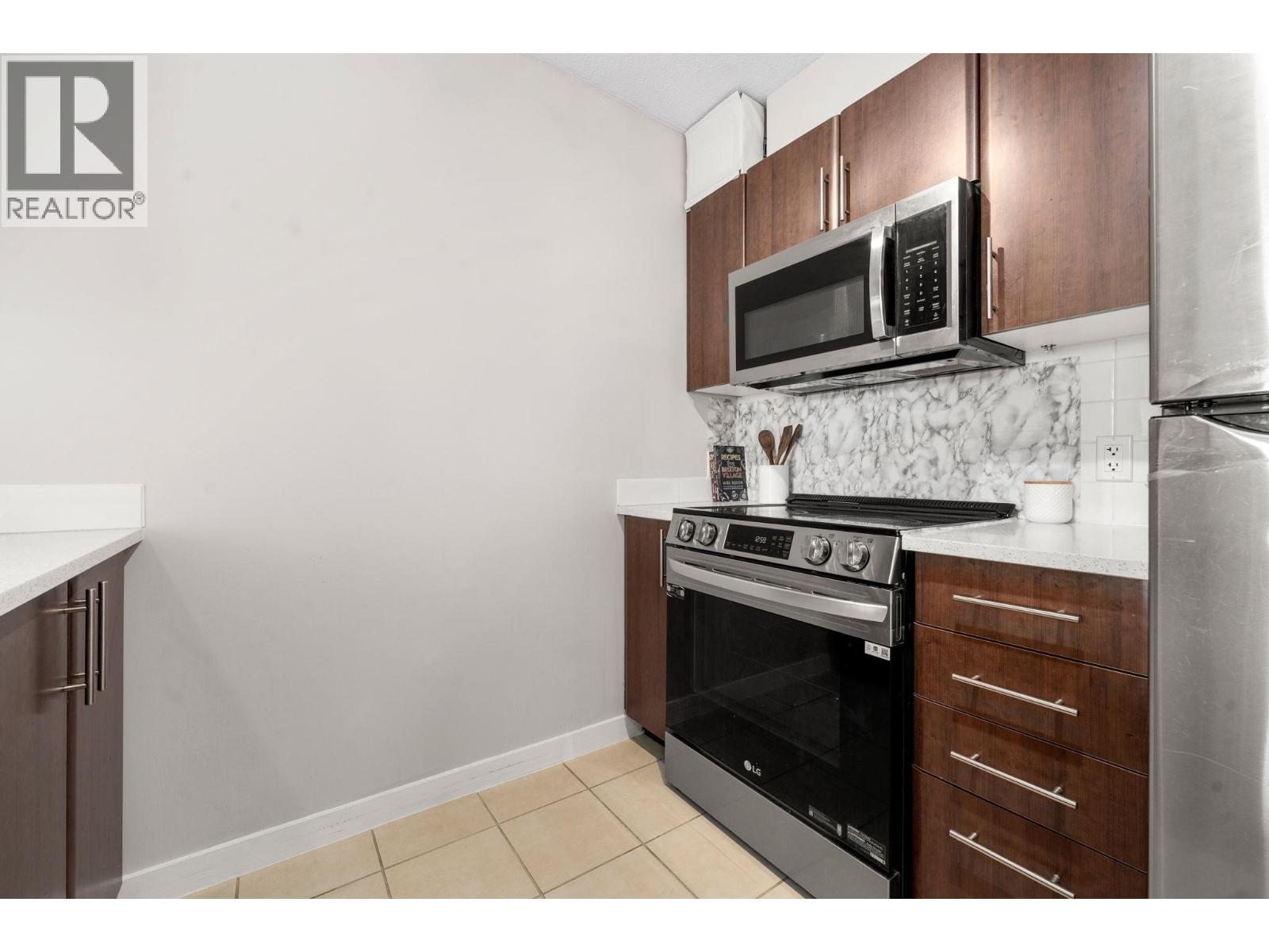 2506 1178 Heffley Crescent Property Photo 8