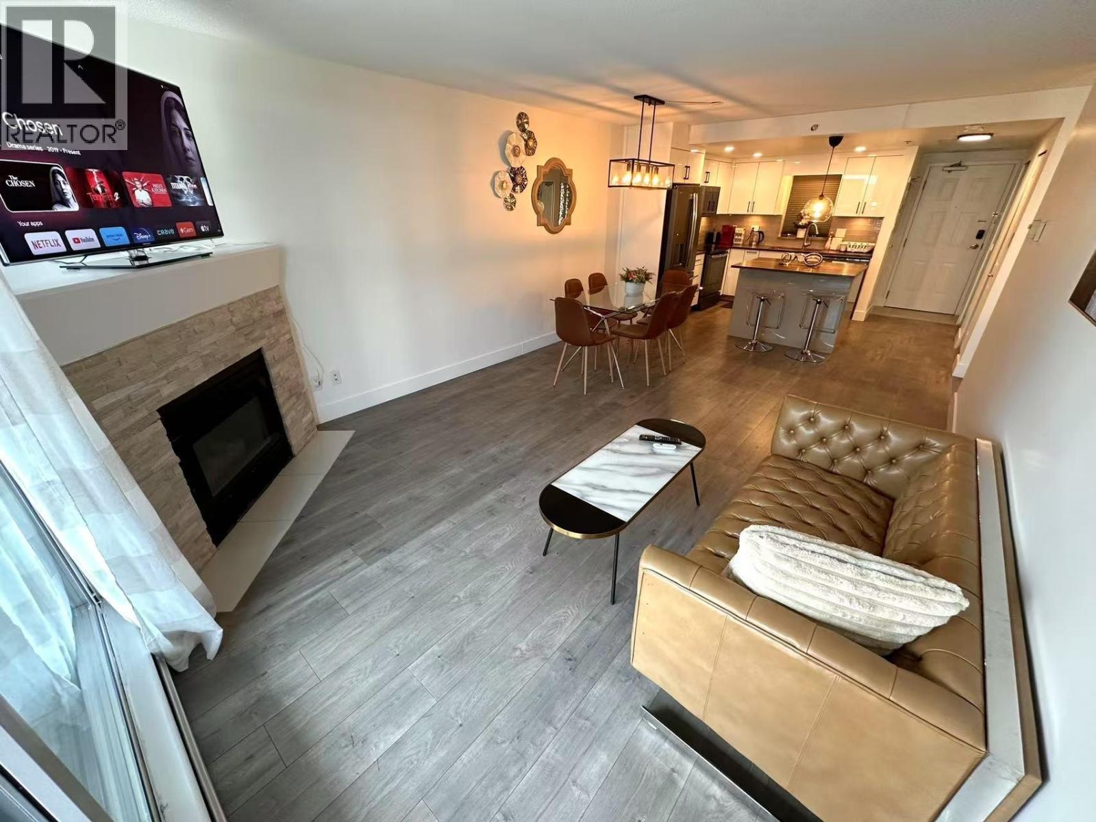 311 555 Abbott Street Property Photo 5